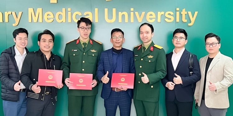 DR. MẠNH THẮNG THAM GIA HỘI NGHỊ KHOA HỌC TẠI HỌC VIỆN QUÂN Y